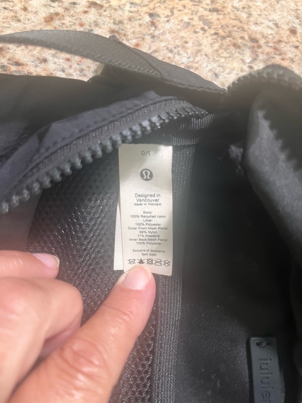 lululemon athletica Black Crossbody Belt Bag - Picture 8 of 11